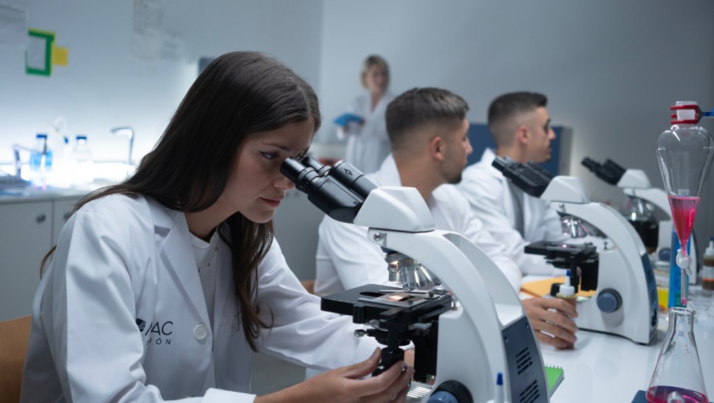 Investigadora de Medac